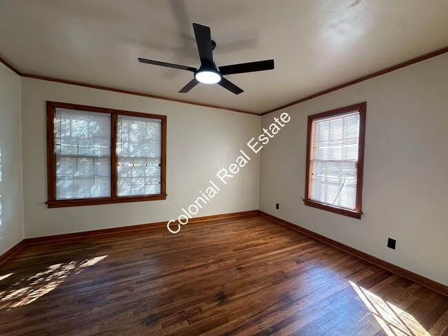 Building Photo - 1304 Sheldon St