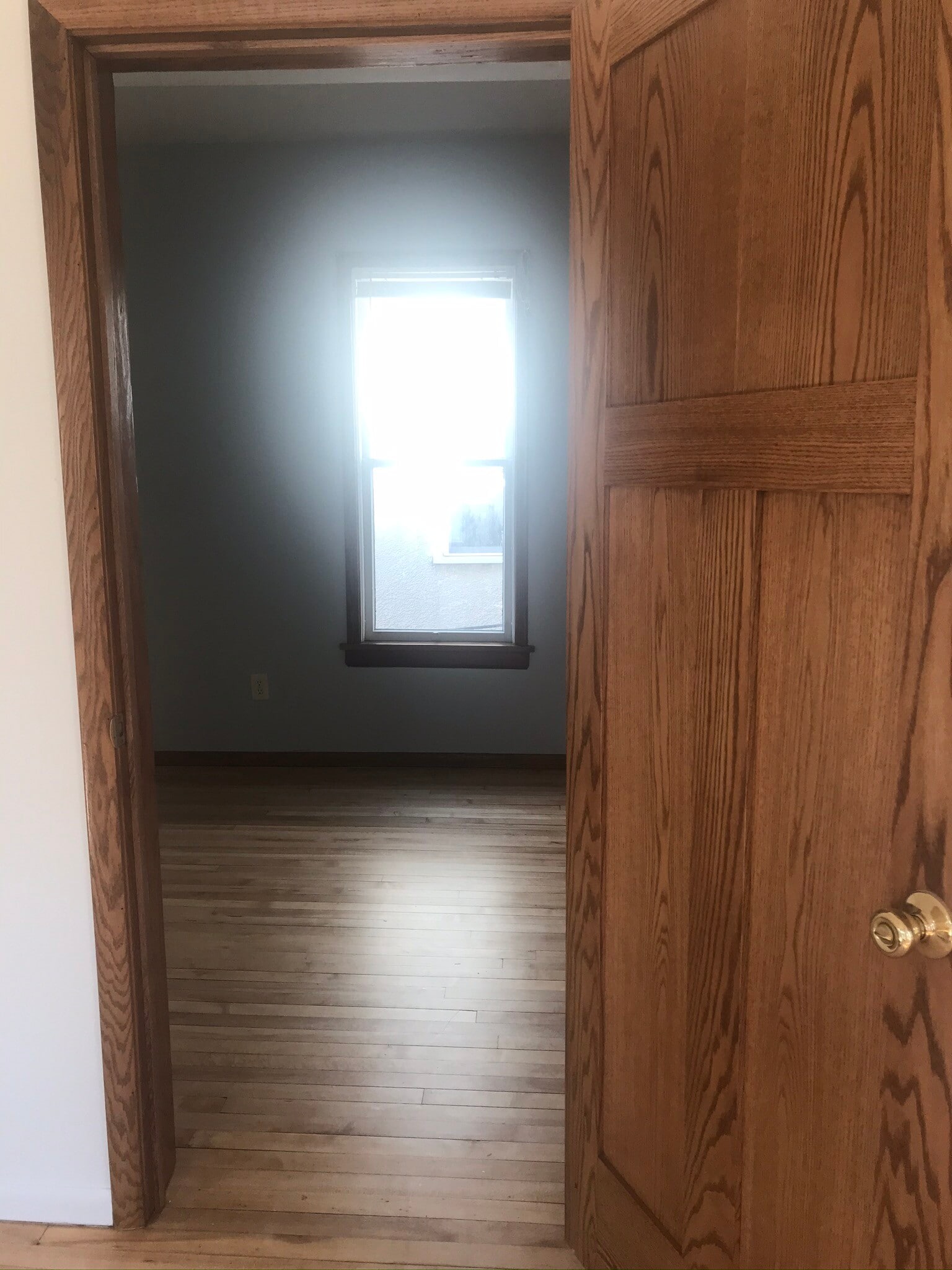 Building Photo - 712 6th St NE