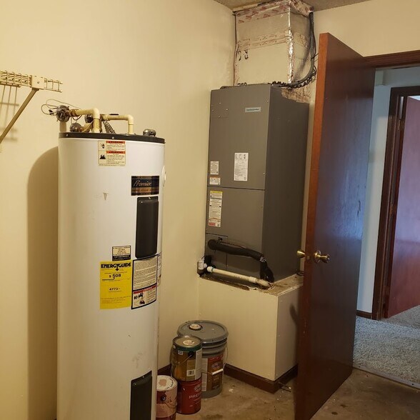 Building Photo - 2658B San Francisco Blvd