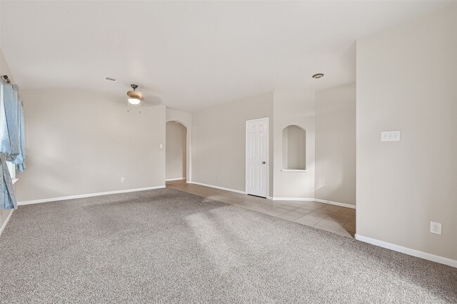 Building Photo - 16714 Mallory Bridge Dr