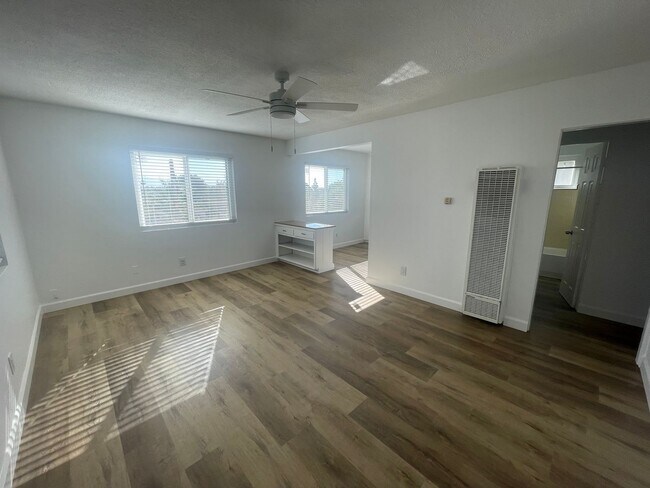 Building Photo - Felton St.