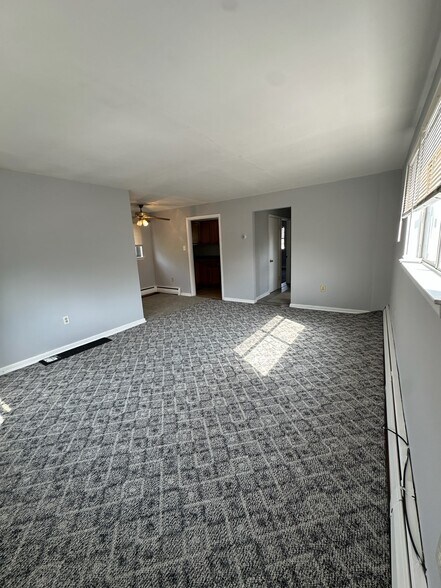 Building Photo - 3720 Berry Ave