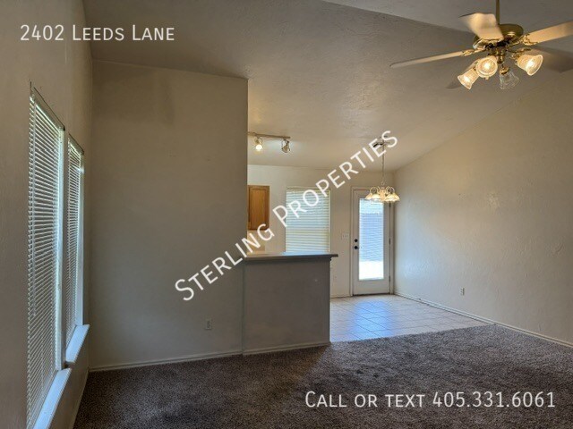Building Photo - 2402 Leeds Ln
