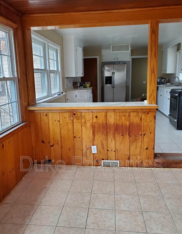 Building Photo - 37 Linda Dr