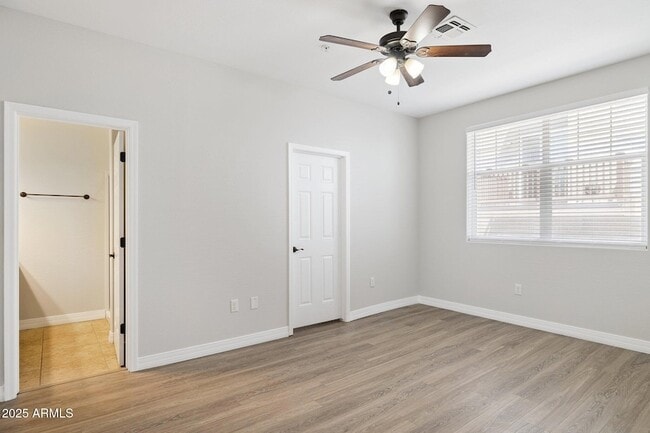 Building Photo - 2498 W Cripple Creek Dr