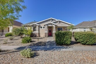 Building Photo - Upgraded 3 bed 2 bath StoneRidge Beauty!