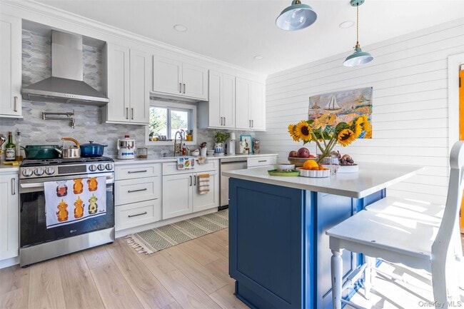 Building Photo - 312 5th Ave