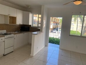 Building Photo - 479 SW 3rd St