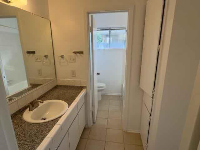 Building Photo - 3409 Dolphin Dr