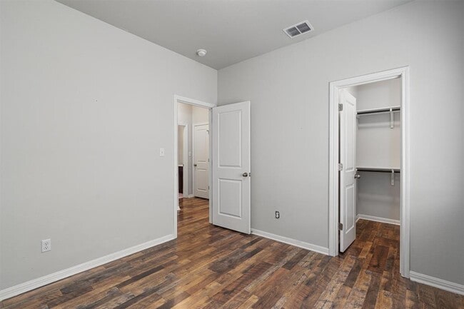 Building Photo - 256 Pelican Bay Cir