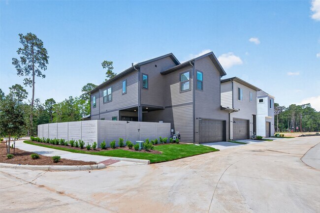 Building Photo - 7802 Longhorn Ballroom Dr