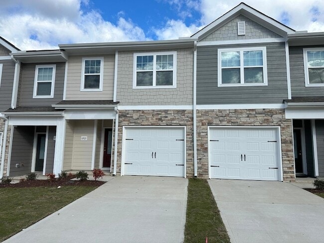 Building Photo - 6905 Thalweg Dr