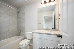 Building Photo - 8627 Valentina Wy