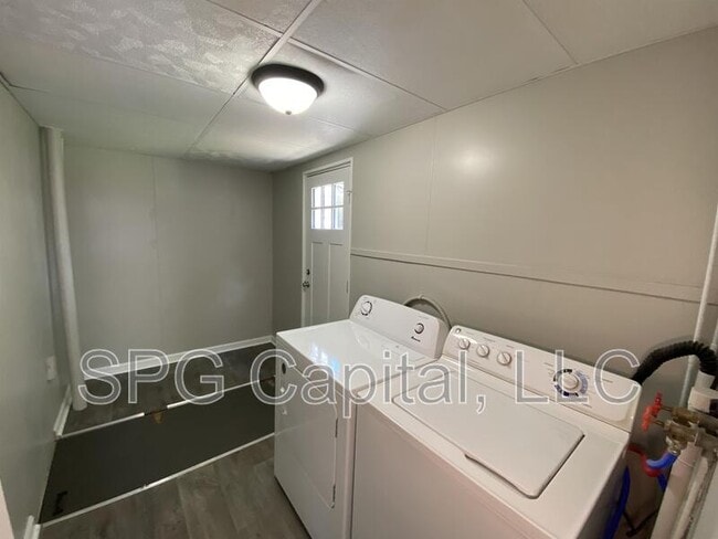 Building Photo - 23 Cumberland Valley Ave