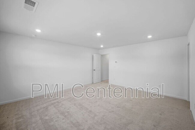 Building Photo - 2581 Adventure Wy