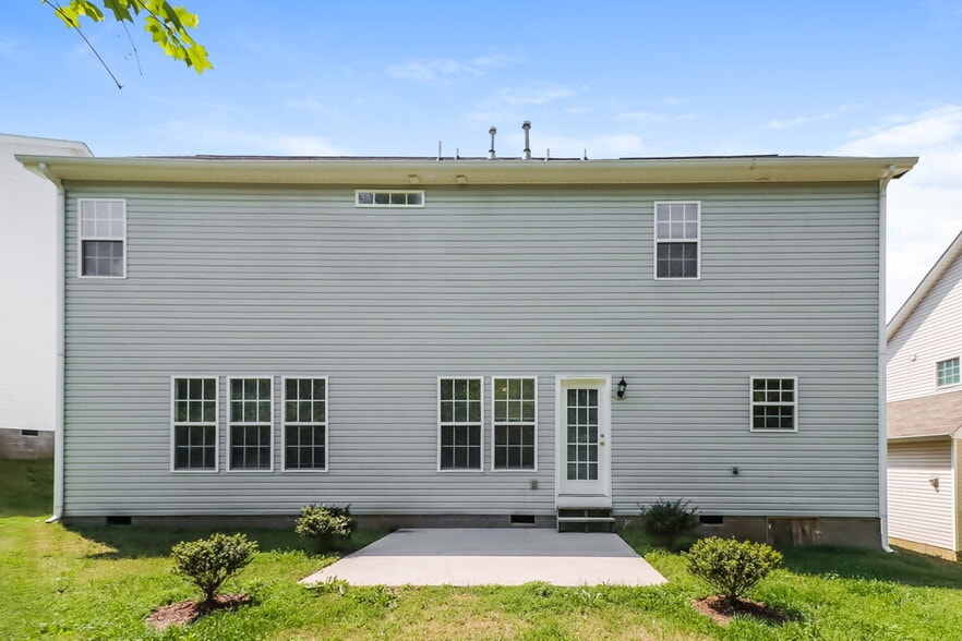Building Photo - 6015 Timbertop Ln