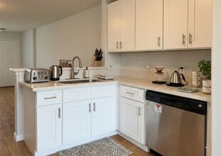 Building Photo - 6159 El Granate Dr