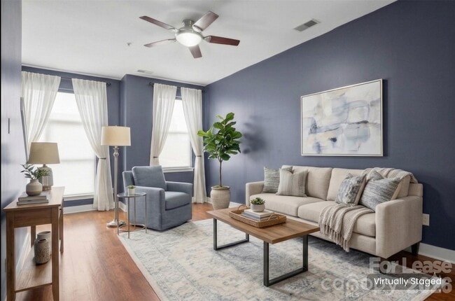 Building Photo - 440 N McDowell St