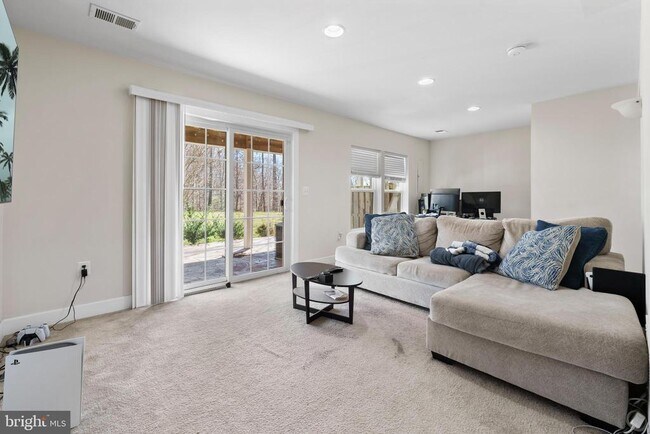 Building Photo - 16729 Shackleford Way