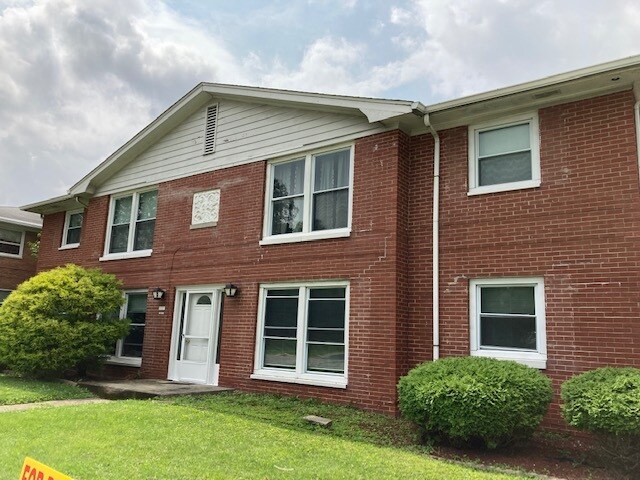 Building Photo - 6037 W 25th St