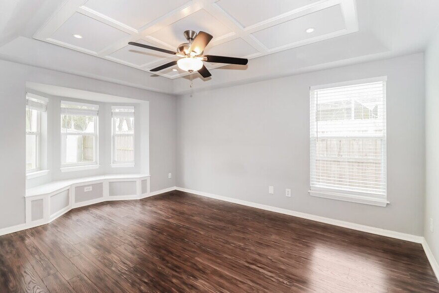 Building Photo - 8541 Hawbuck St