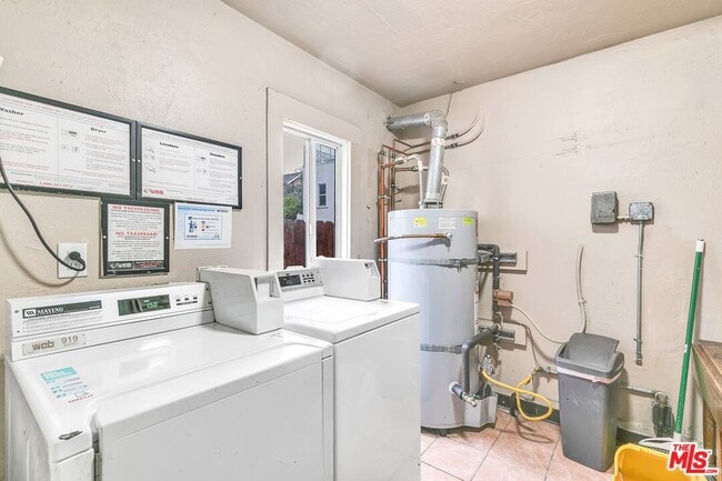 Building Photo - 40 Rose Ave