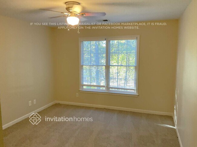 Building Photo - 619 Braidwood Dr NW