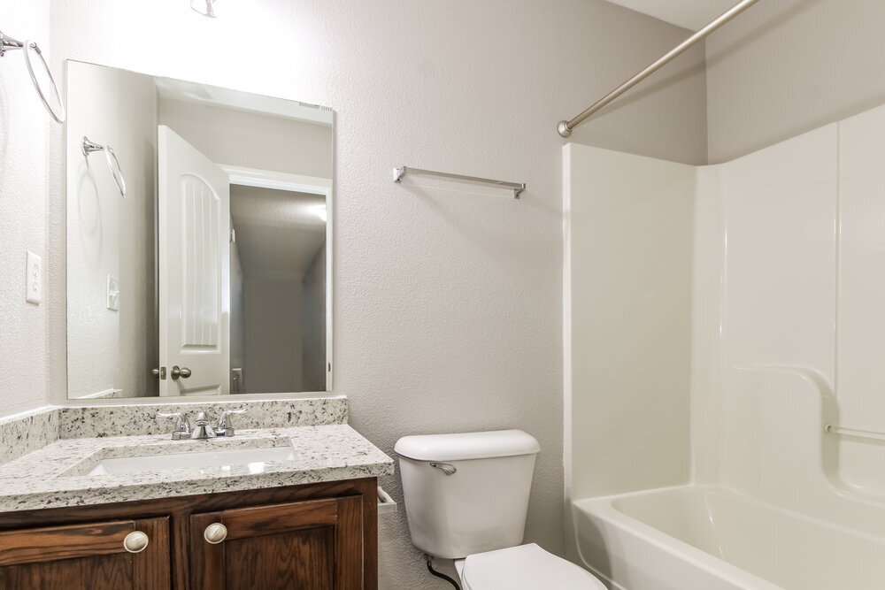 Building Photo - 9965 Branley Oak Dr