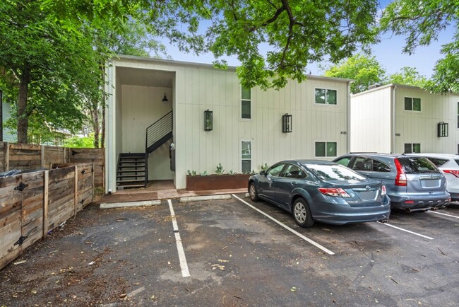 Building Photo - 4105 Speedway, Unit 204