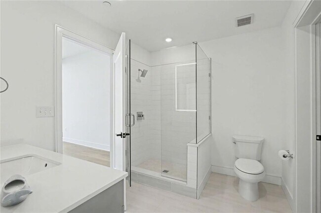 Building Photo - 788 West Marietta St NW