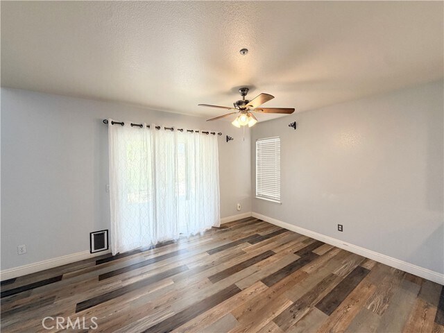 Building Photo - 15096 Fox Ridge Dr