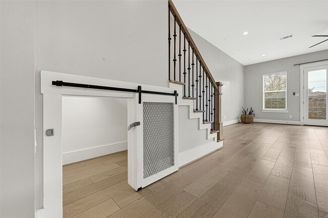 Building Photo - 4506 Hardy St