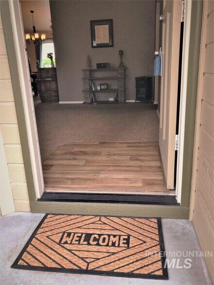 Building Photo - 5008 N Rothmans Ave