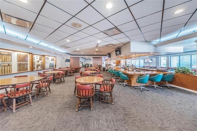 Building Photo - 3942 Trophy Blvd