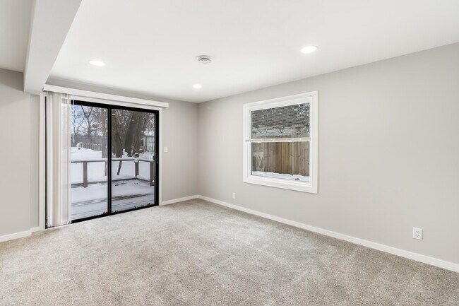 Building Photo - N95W26567 County Rd Q