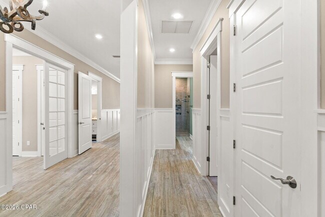 Building Photo - 3816 Mariner Dr