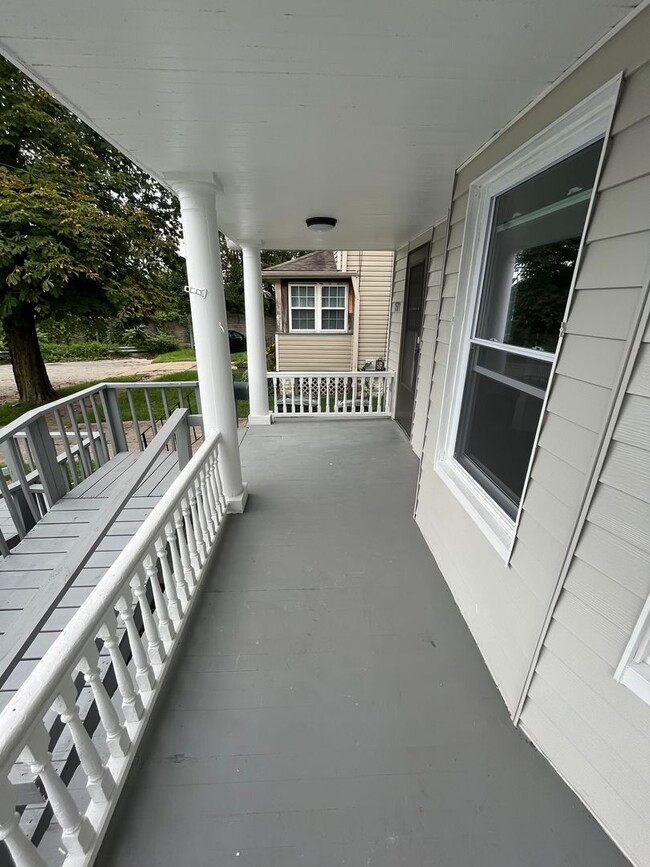 Building Photo - Brooklyn Centre - 3 Bedroom Single Family ...