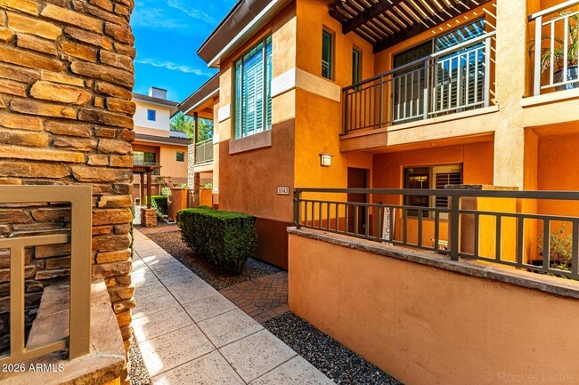 Building Photo - 6940 E Cochise Rd