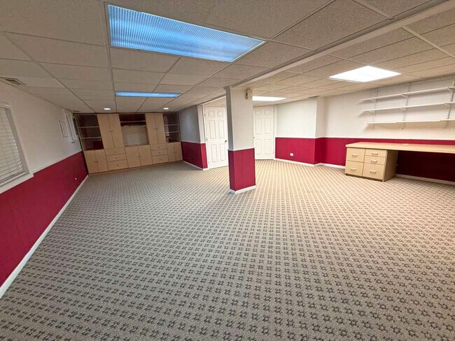 Building Photo - 124 Barton Cir