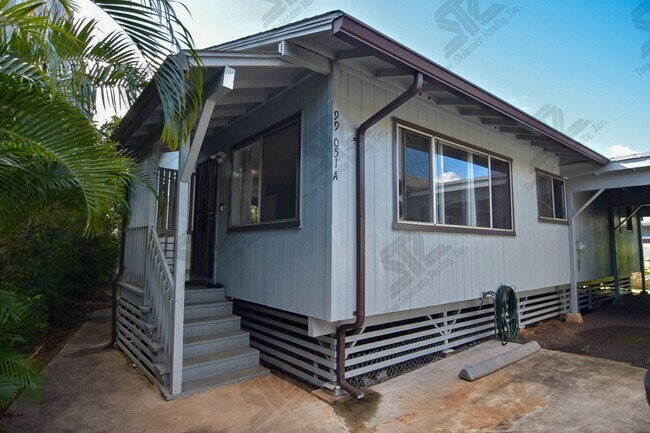 Building Photo - 3BR / 2Bath / 3Pkg - Home in Aiea!