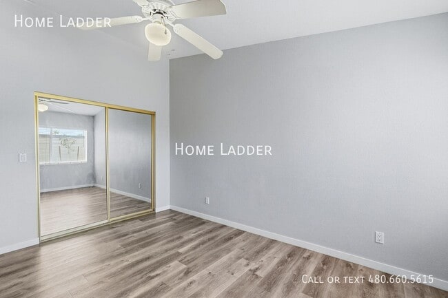 Building Photo - 1021 W Laguna Dr