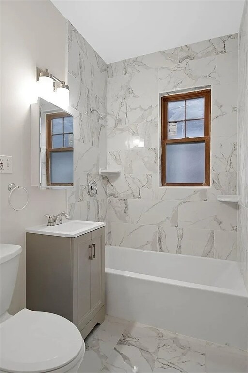 Building Photo - 21-1/2 Mt Vernon St