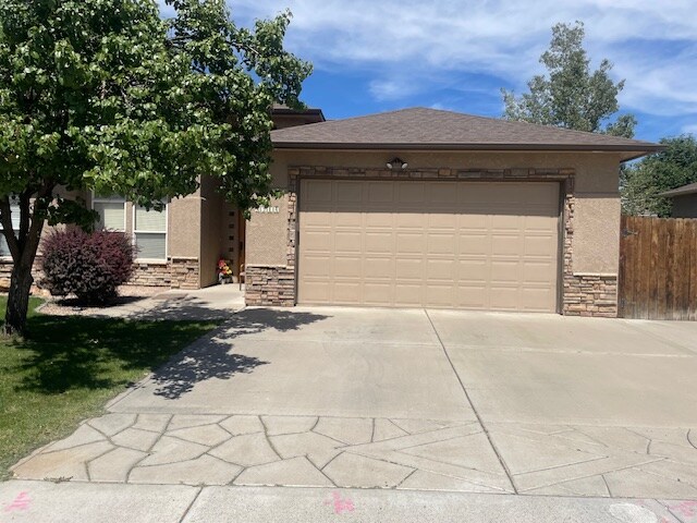 Building Photo - 2514 Onyx Dr