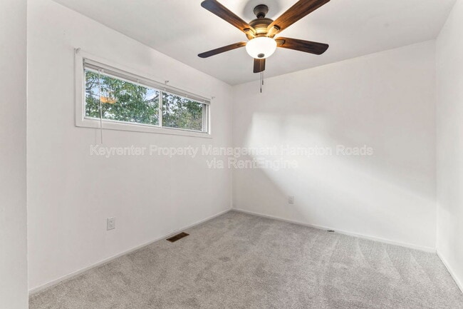 Building Photo - 4707 Dermott St