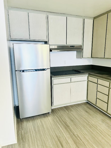 Building Photo - 440 Hayworth Ave