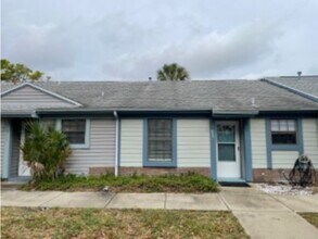 Building Photo - 2 Bed, 2 Bath, New Smyrna Beach Golf Cours...
