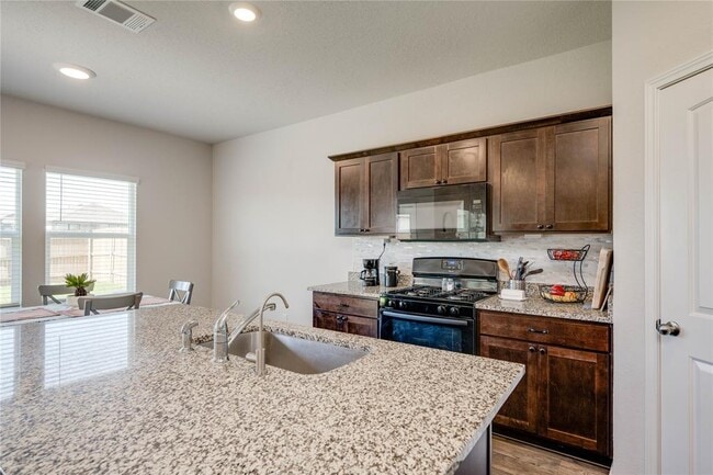 Building Photo - 216 Skipping Stone Ln