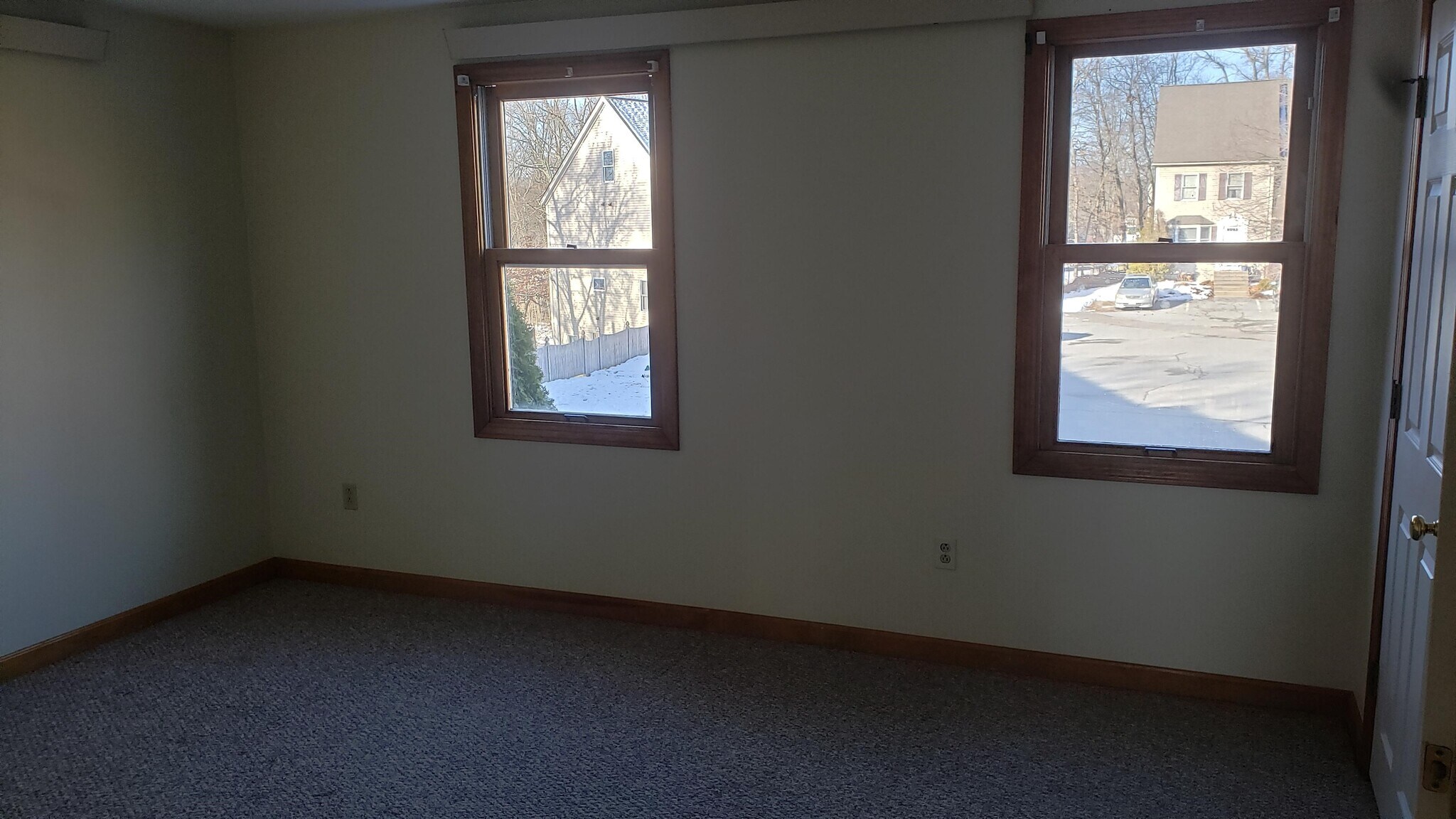 Second Bed - 45 Birch St