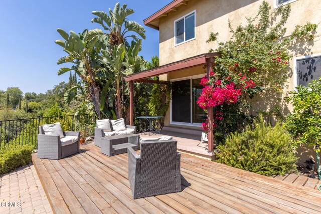 Building Photo - 1932 Hilldale Dr