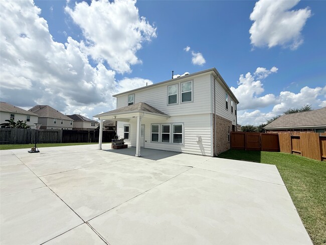 Building Photo - 18306 Fresh Air Ct